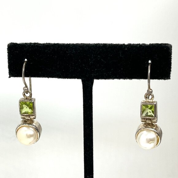 VINTAGE Jewelry - VINTAGE STERLING 925 PEARL GREEN STONES EARRINGS SIGNED NF THAILAND MODERNIST